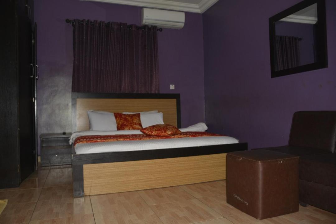 לגוס Esporta Suites Yaba מראה חיצוני תמונה