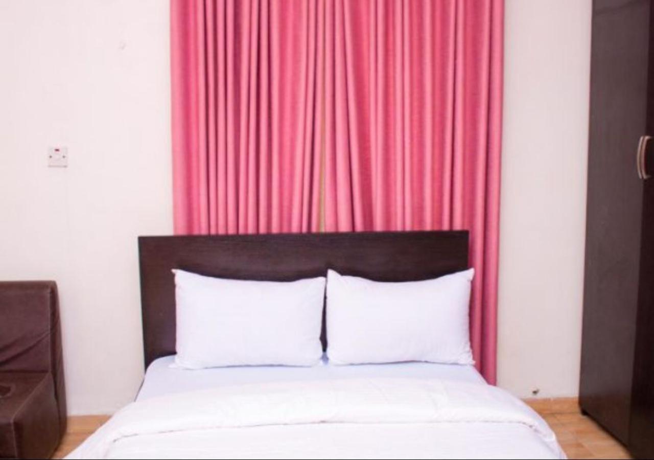 לגוס Esporta Suites Yaba מראה חיצוני תמונה